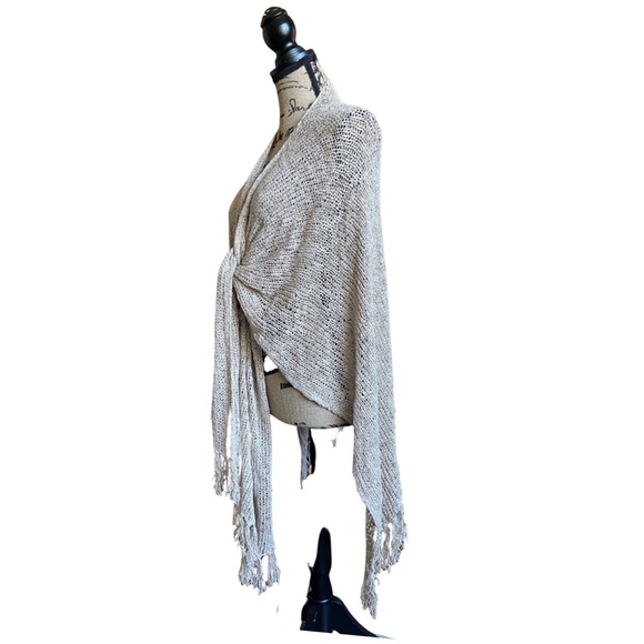 Coldwater Creek cotton blend shaw - Picture 3 of 4